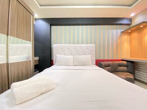 Departamento, 1 habitación | Decoración personalizada y muebles diferentes 
