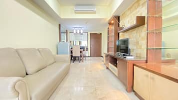 Apartment, 2 Bedrooms | Living area | TV