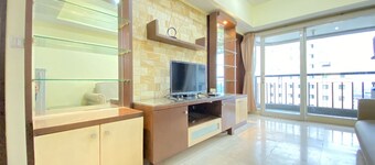 Spacious And Modern 2Br At Braga City Walk Apartment
