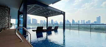 Beautiful And Cozy 2Br Samara Suites Apartment