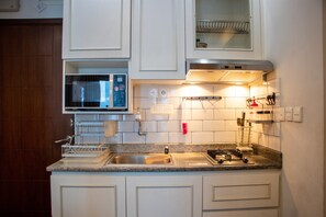 Apartment, 1 Schlafzimmer | Eigene Küche | Kühlschrank, Kochgeschirr/Geschirr/Besteck