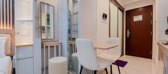 High Floor And Simply Look Studio At Sky House Bsd Apartment