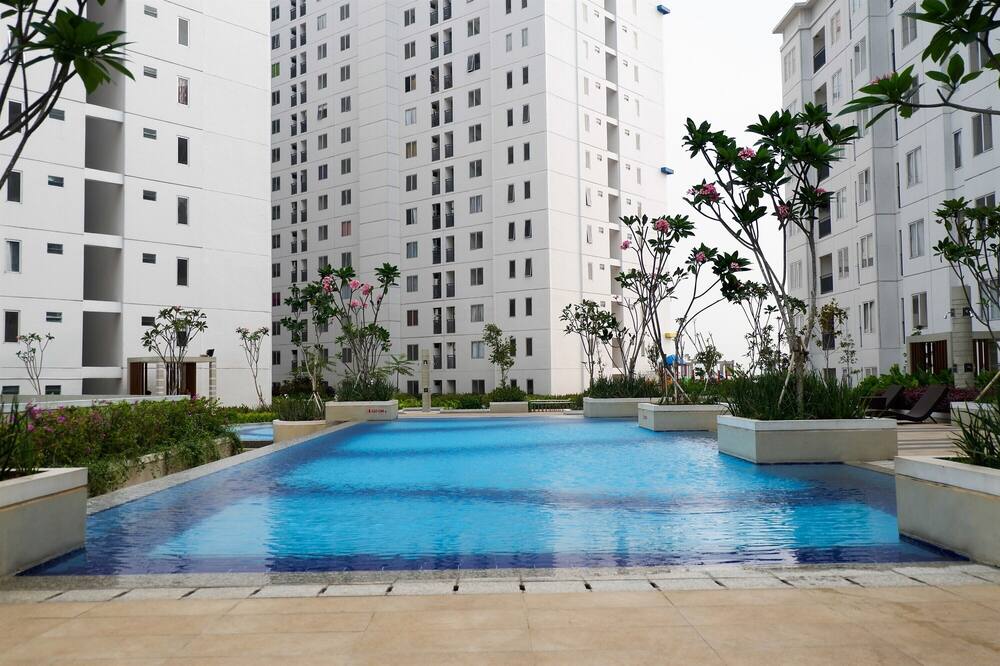 Best Deal And Nice 2Br At Bassura City Apartment