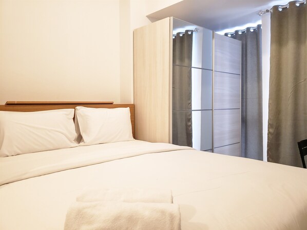 Estudio, 1 cama Queen size | Decoración personalizada y muebles diferentes