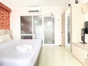 Apartment, 1 Bedroom | Individually decorated, individually furnished
