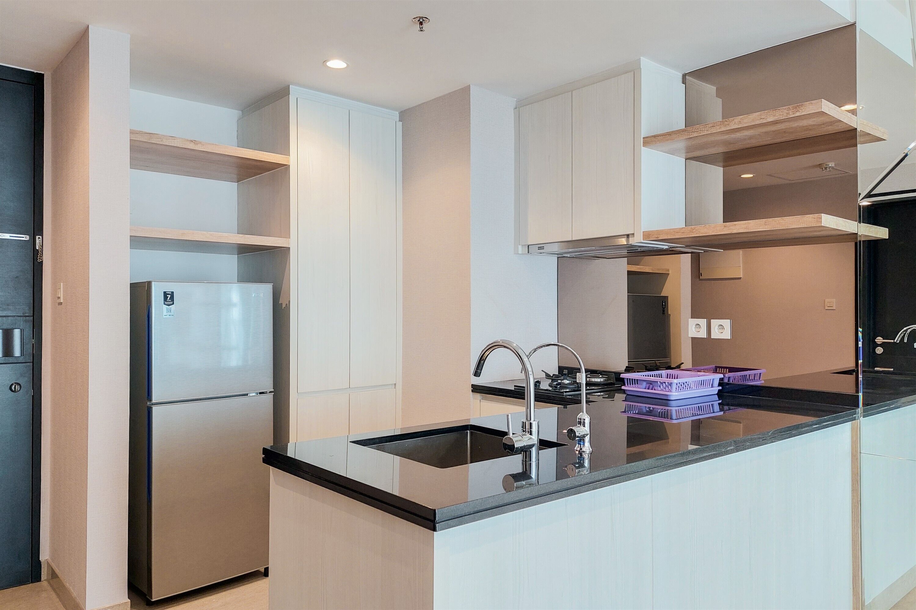Apartment, 1 Bedroom | Private kitchen | Fridge, stovetop, electric kettle, cookware/dishes/utensils