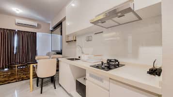 Căn hộ, 2 phòng ngủ | Bếp riêng | Tủ lạnh, lò vi sóng, bếp nấu, ấm điện