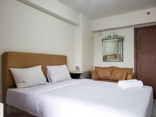 Warm And Cozy Studio At Cinere Resort Apartment