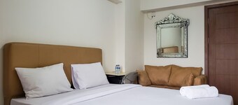 Warm And Cozy Studio At Cinere Resort Apartment