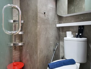 Apartment, 2 Schlafzimmer | Badezimmer