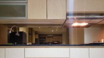 Apartment, 1 Bedroom | Private kitchen | Fridge, microwave, stovetop, electric kettle