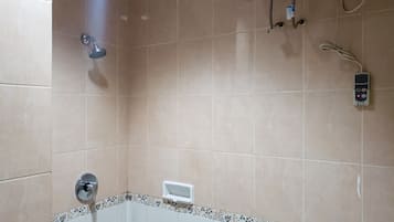 Apartment, 1 Bedroom | Bathroom