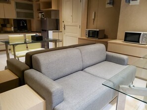 Apartment, 1 Bedroom | Living area