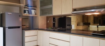 Minimalist And Comfy 1Br At The Boulevard Apartment