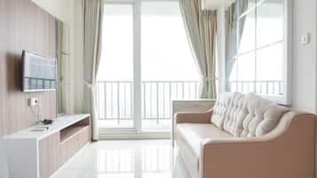 Apartment, 2 Bedrooms | Living area