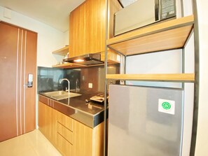 Apartment | Dapur peribadi | Peti sejuk, ketuhar gelombang mikro, dapur, cerek elektrik 