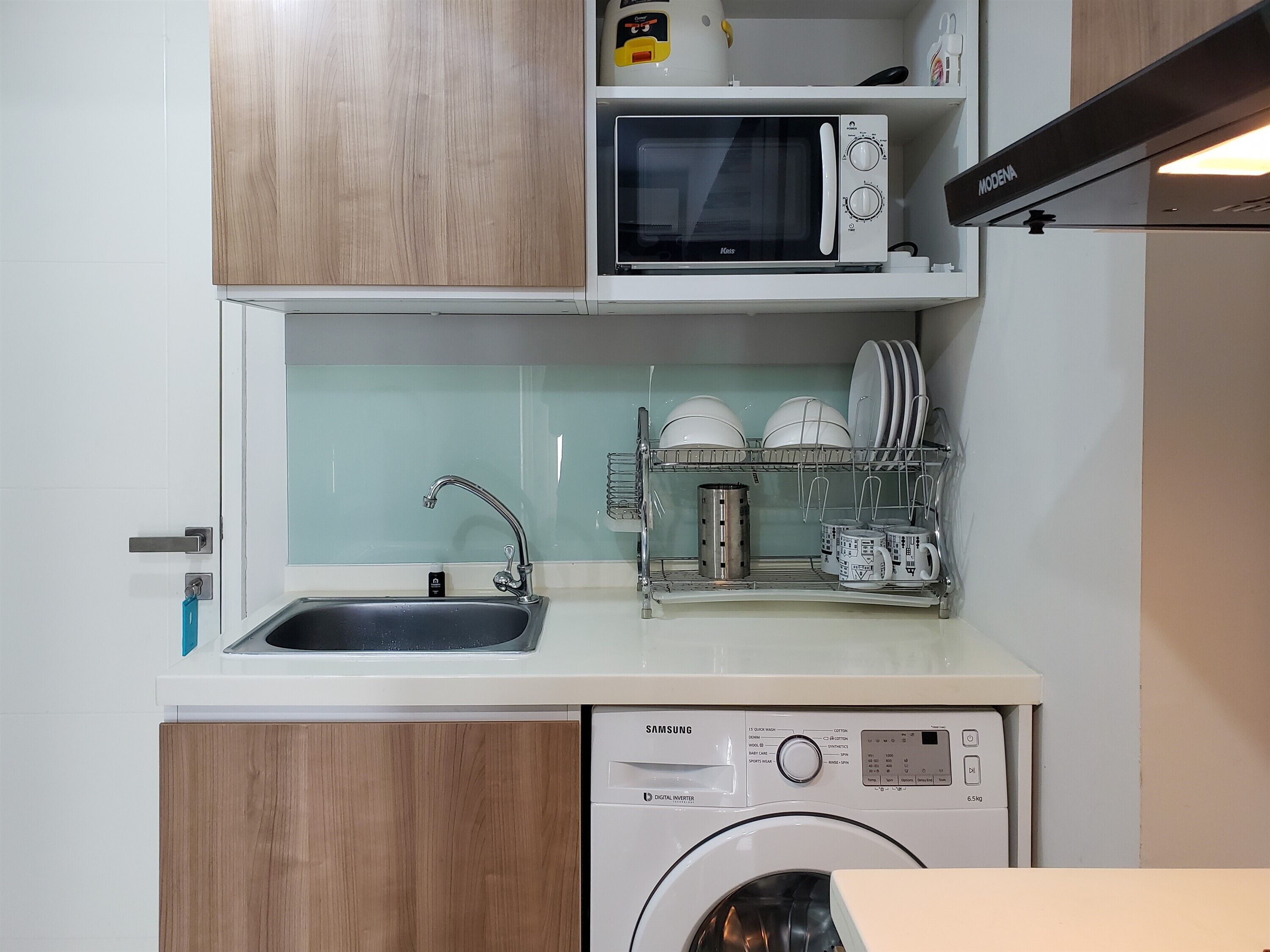 Apartment, 2 Bedrooms | Private kitchen | Fridge, cookware/dishes/utensils