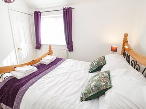 2 개의 침실, 각각 다른 스타일의 인테리어, 각각 다르게 가구 비치, 무료 WiFi