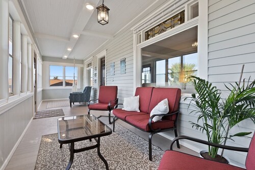 Beautifully remodeled home with stunning views of lake and easy walkability to downtown Kewaunee!