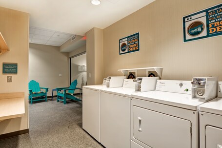 Home2 Suites by Hilton Scottsdale North - Image 13