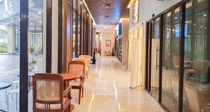 Fancy And Nice 1Br At Patraland Amarta Apartment