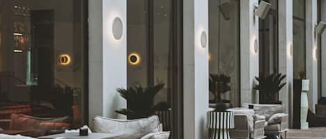 Classic-herbergi - útsýni yfir garð | Verönd/útipallur