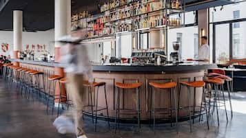 Breakfast, lunch and dinner served