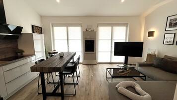 Smart TV, stereo