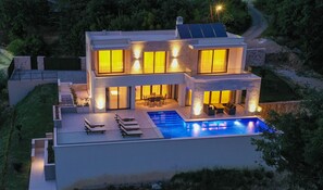 Exterior - Modern villa with sea view (Petrovac)