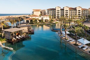A heated pool - Elite Luxury Condo with Private PGA golf access, Stunning Ocean front View (Cabo San Lucas)