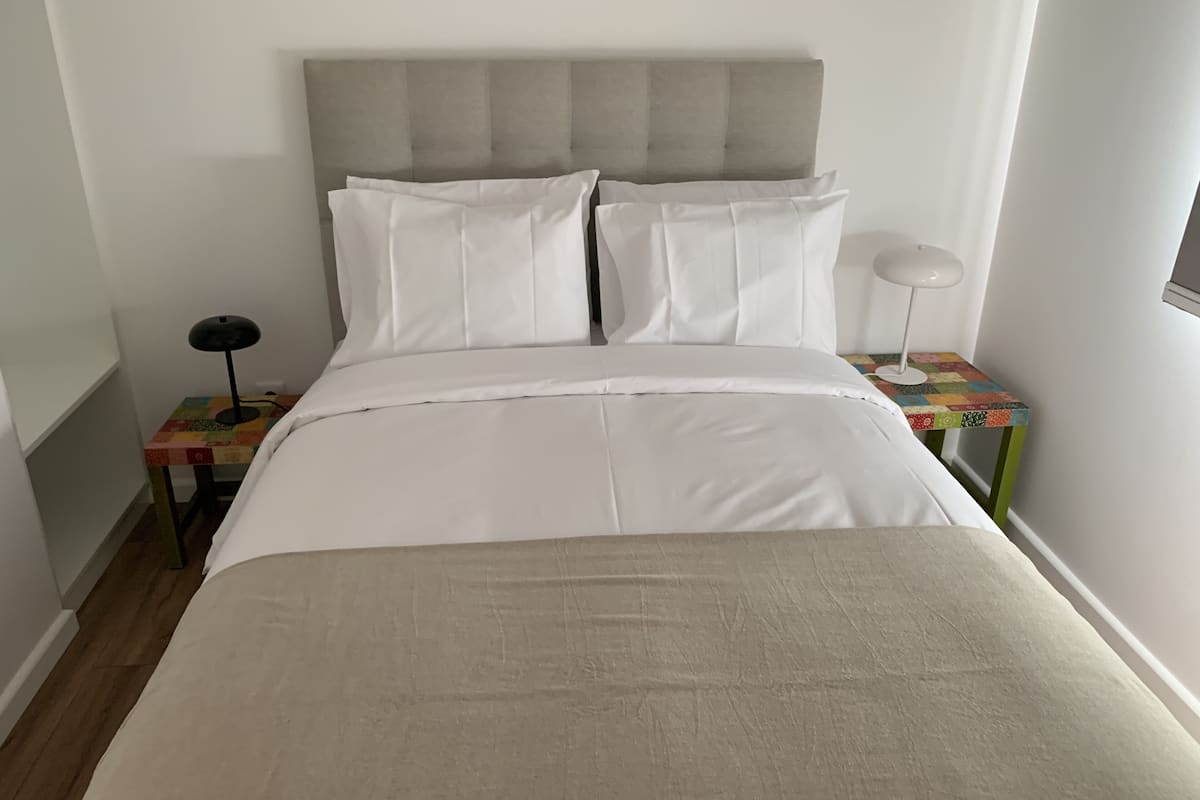 Family Bungalow | 2 bedrooms, laptop workspace, soundproofing, free WiFi