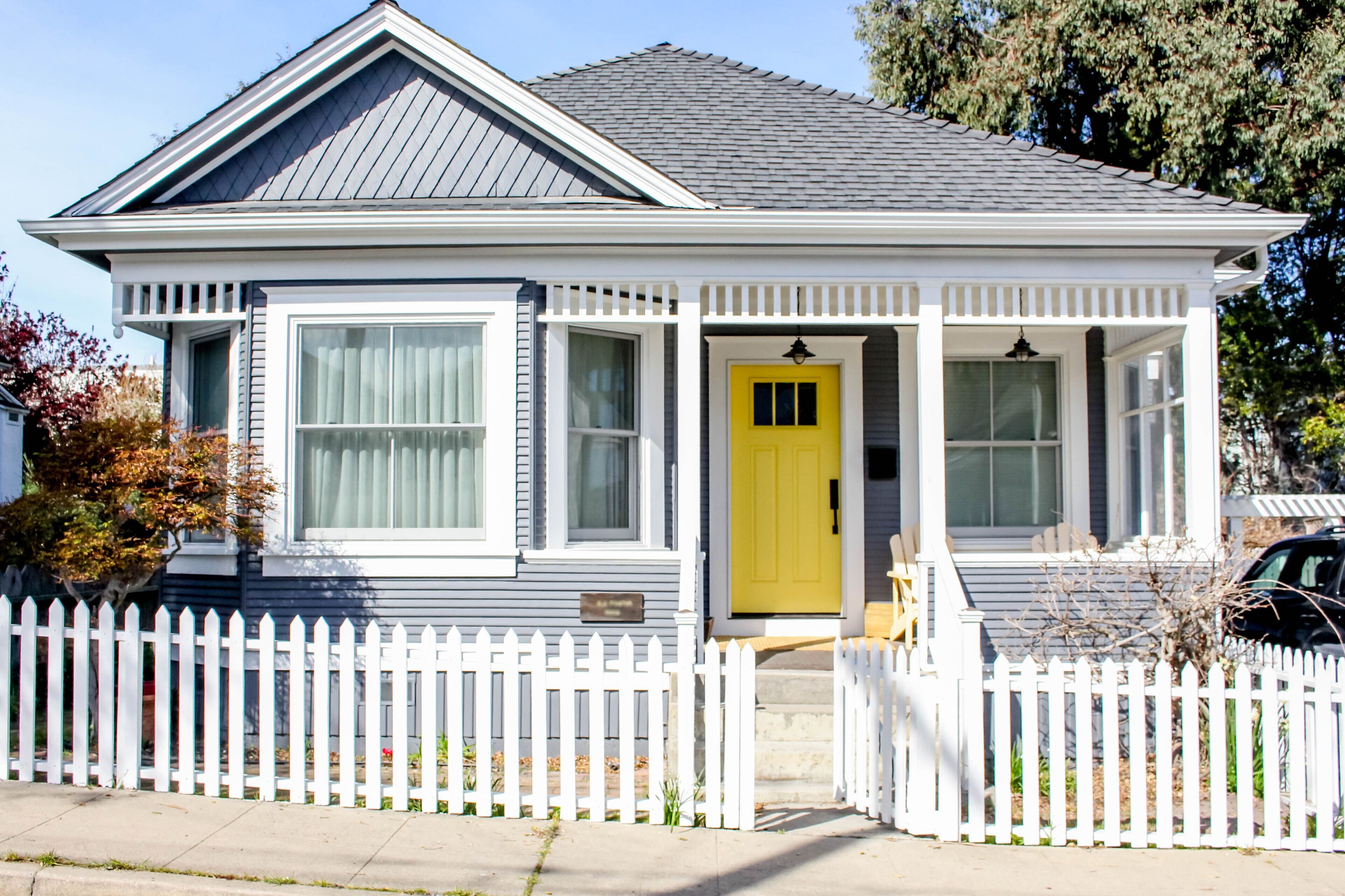 3865 Seagull's Cove - Perfect Coastal Getaway Near Downtown and the Beach!