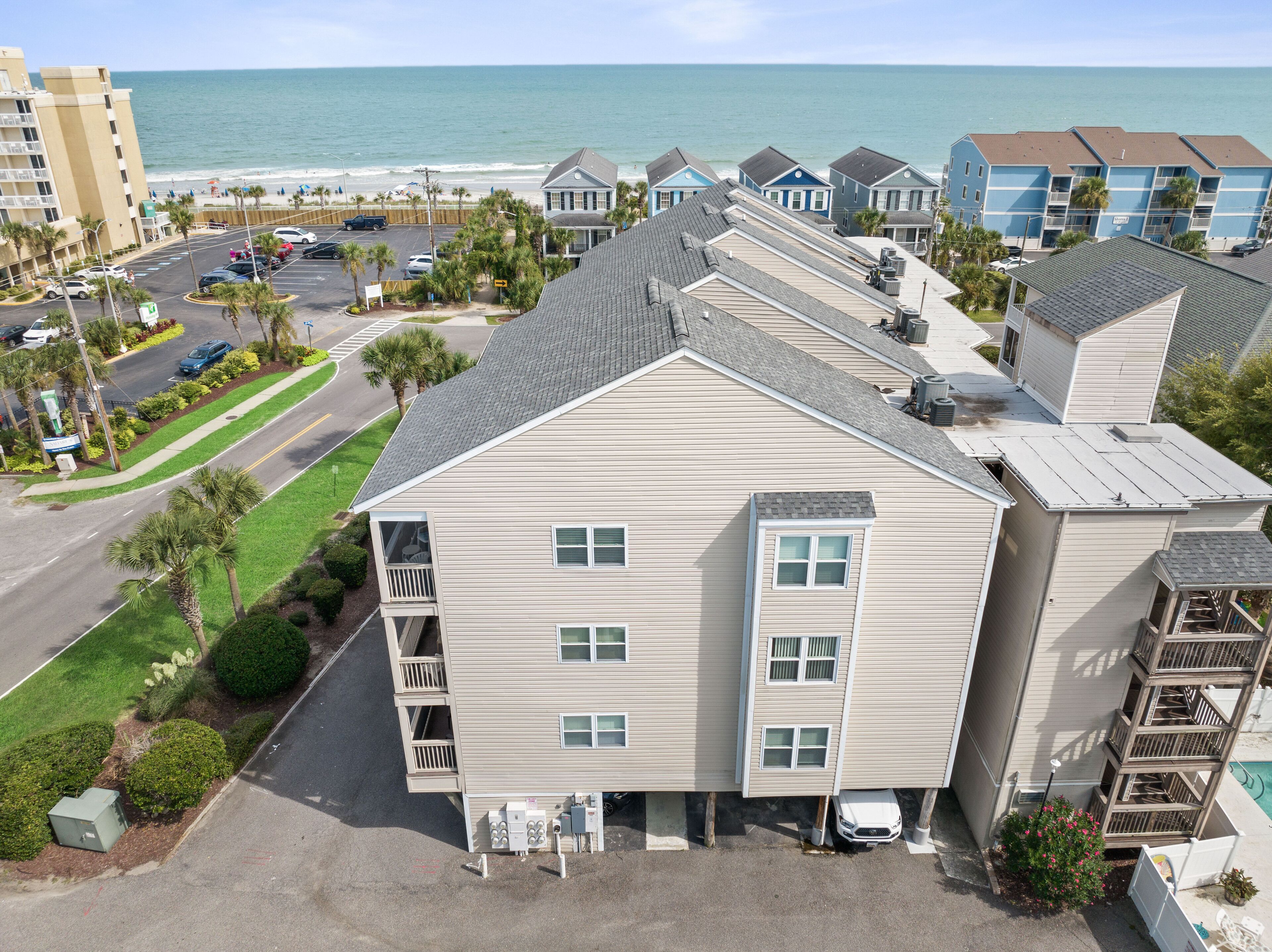 Surf Walk, Unit 341-342