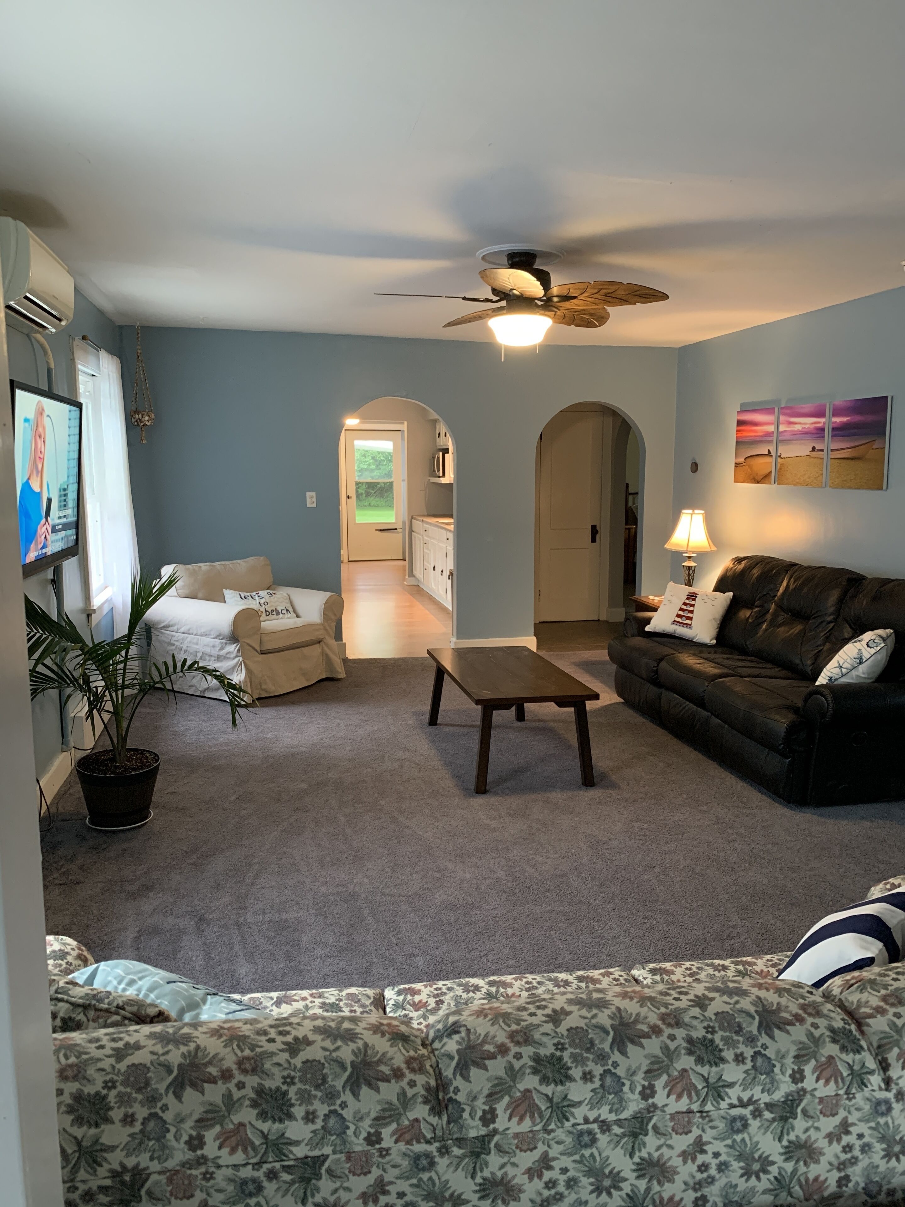 3 bedroom home within walking distance to shared private beach
