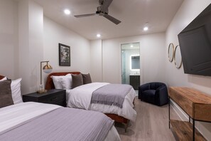 3 bedrooms, desk, iron/ironing board, free WiFi