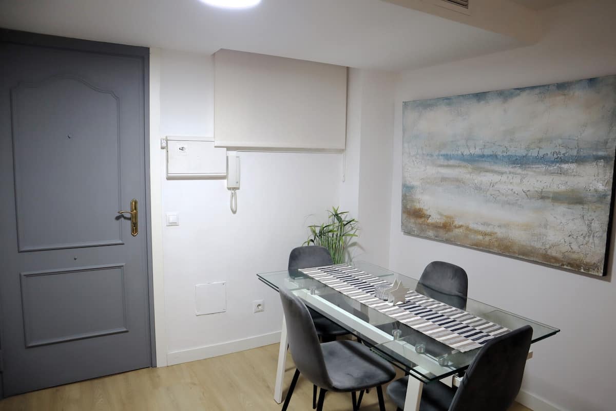 Appartement, salle de bain attenante (Merced10 1B ) | Intérieur