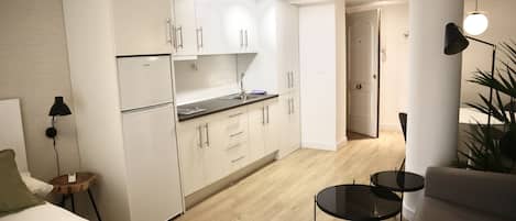 Studio, Ensuite | Interior