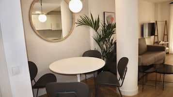 Studio, salle de bains attenante | Intérieur