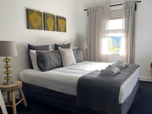 1 bedroom, iron/ironing board, WiFi (free), bed sheets