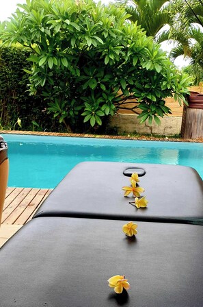 Piscine extérieure