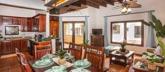 Gecko Getaway 2 Bedroom Condo by RedAwning