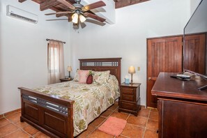 Condo, 2 Bedrooms | 2 bedrooms, free WiFi