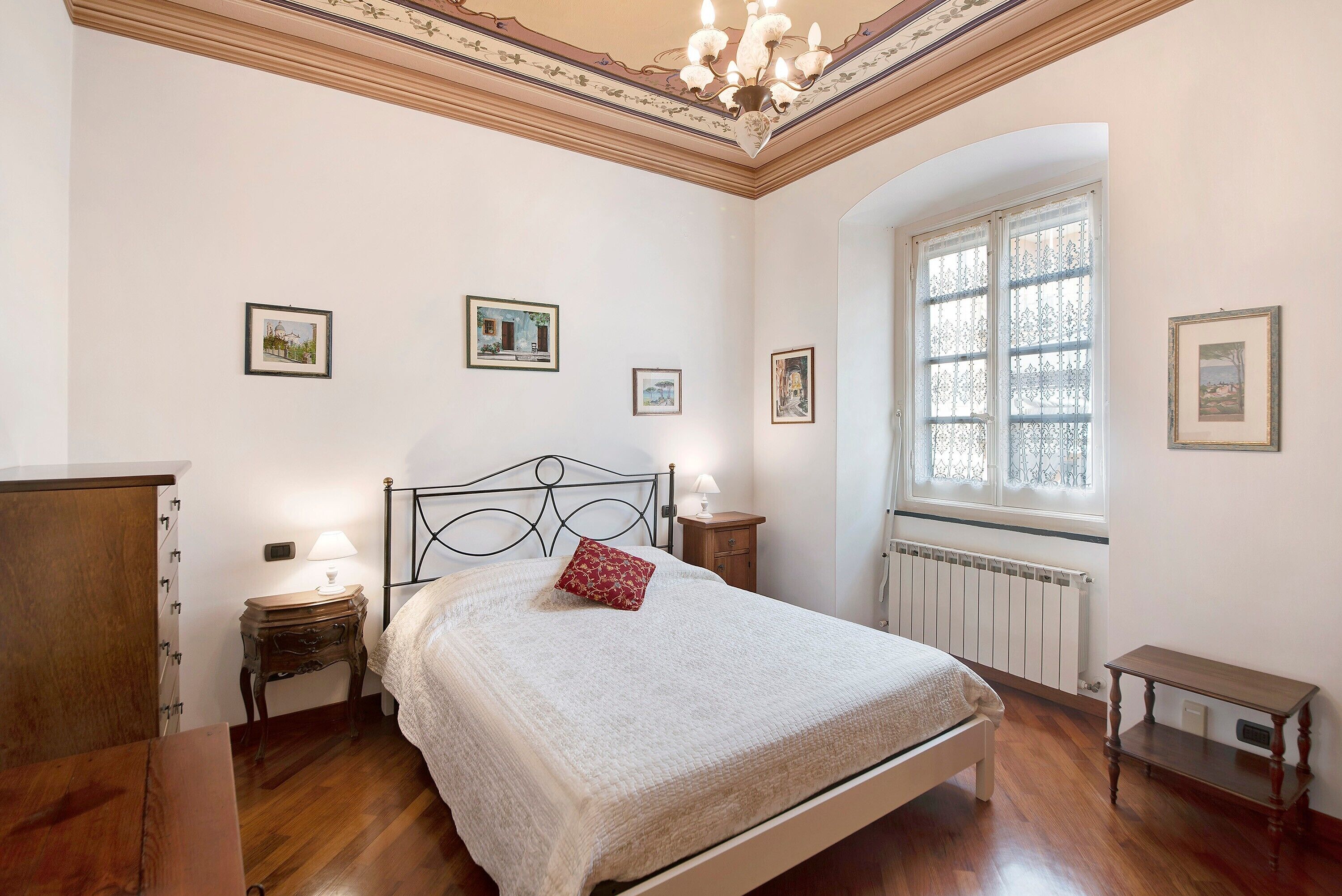 1 camera, Wi-Fi gratuito, lenzuola