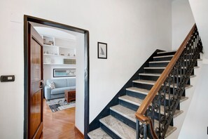 Interior - Apartment close to the Sea with Sea View & Wi-Fi (Chiavari)