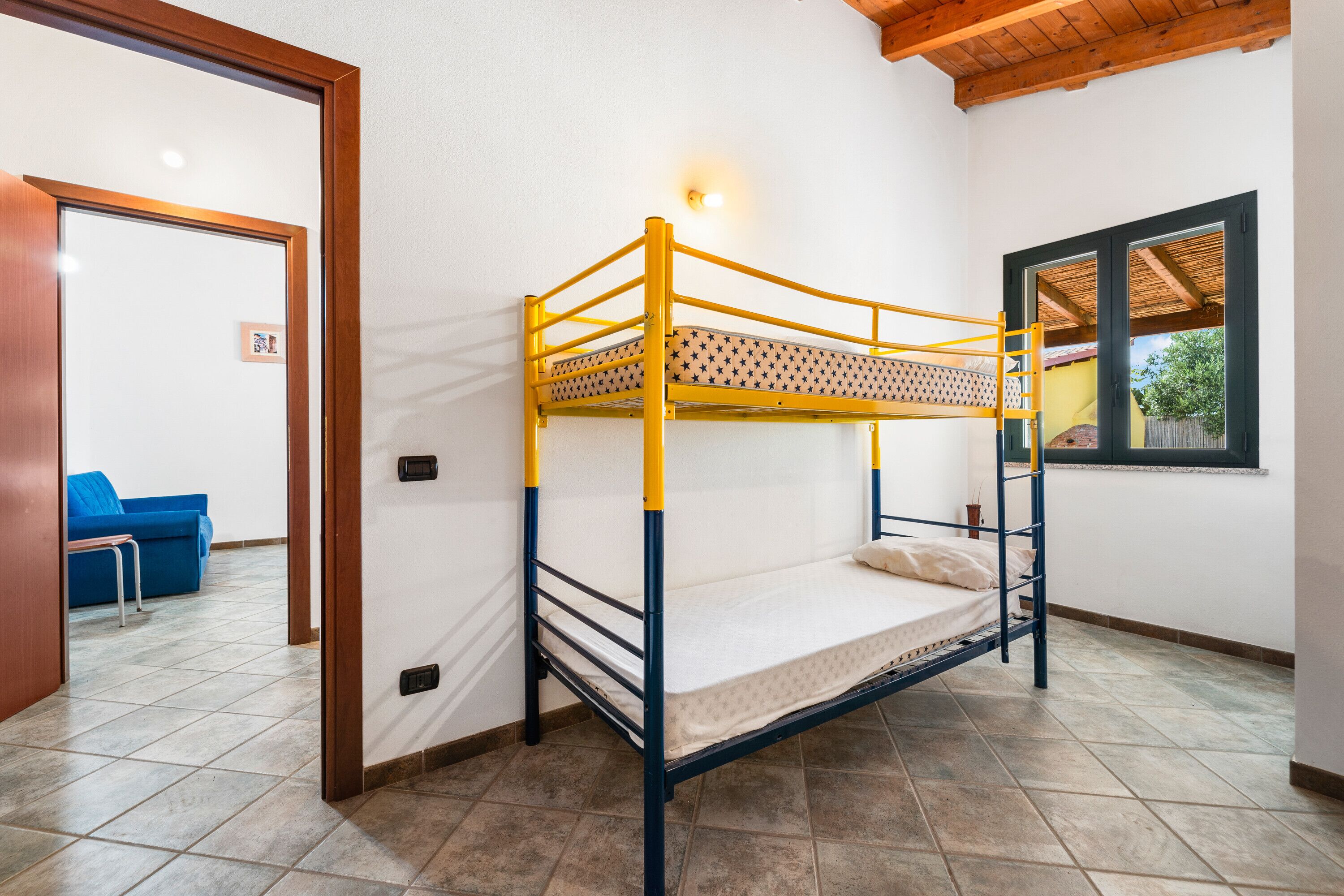 1 chambre, literie fournie