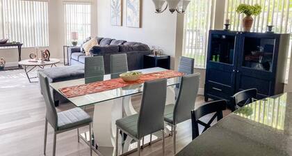 Grand Luxury 3BR Condo near Disney Universal #12