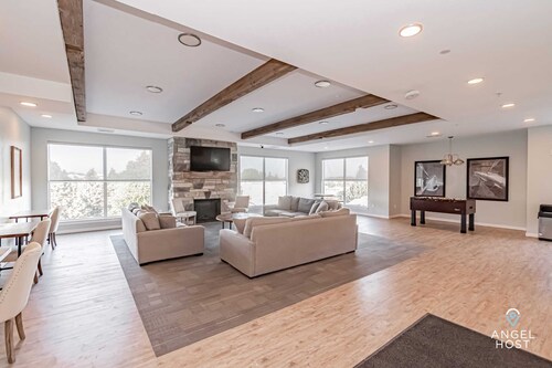 Family & Friends Stay, Walkable Location+Amenities