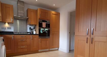 Pass the Keys | Well Located Modern 5 Bedroom House