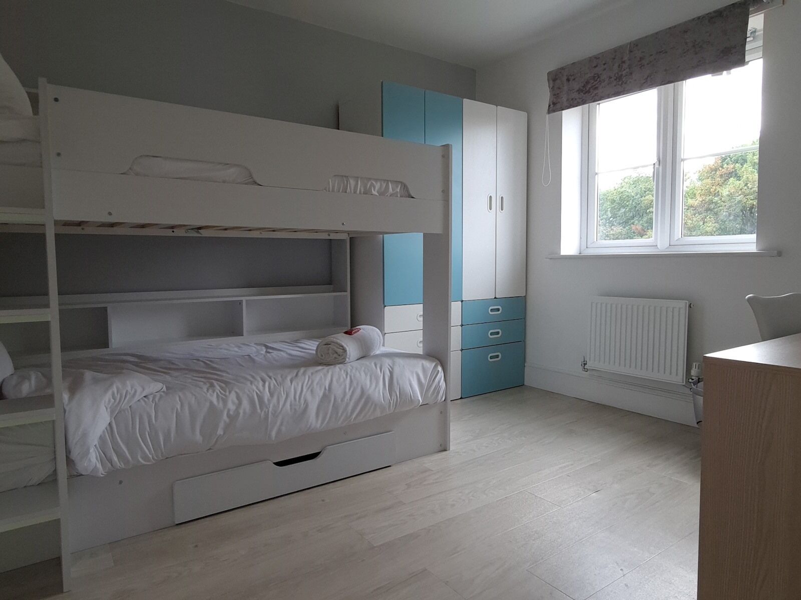 5 chambres, fer et planche à repasser, Wi-Fi gratuit, draps fournis