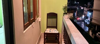 A Cozy & homely apartment 1 km from city centre.